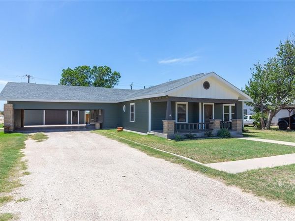 1532 Avenue Avenue N, Anson, TX 79501