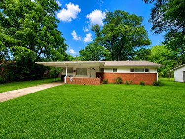 1706 CAPRI RD, Memphis, TN 38117