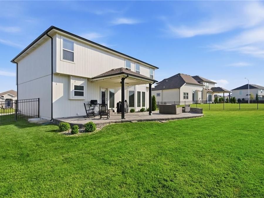 Property Image 38