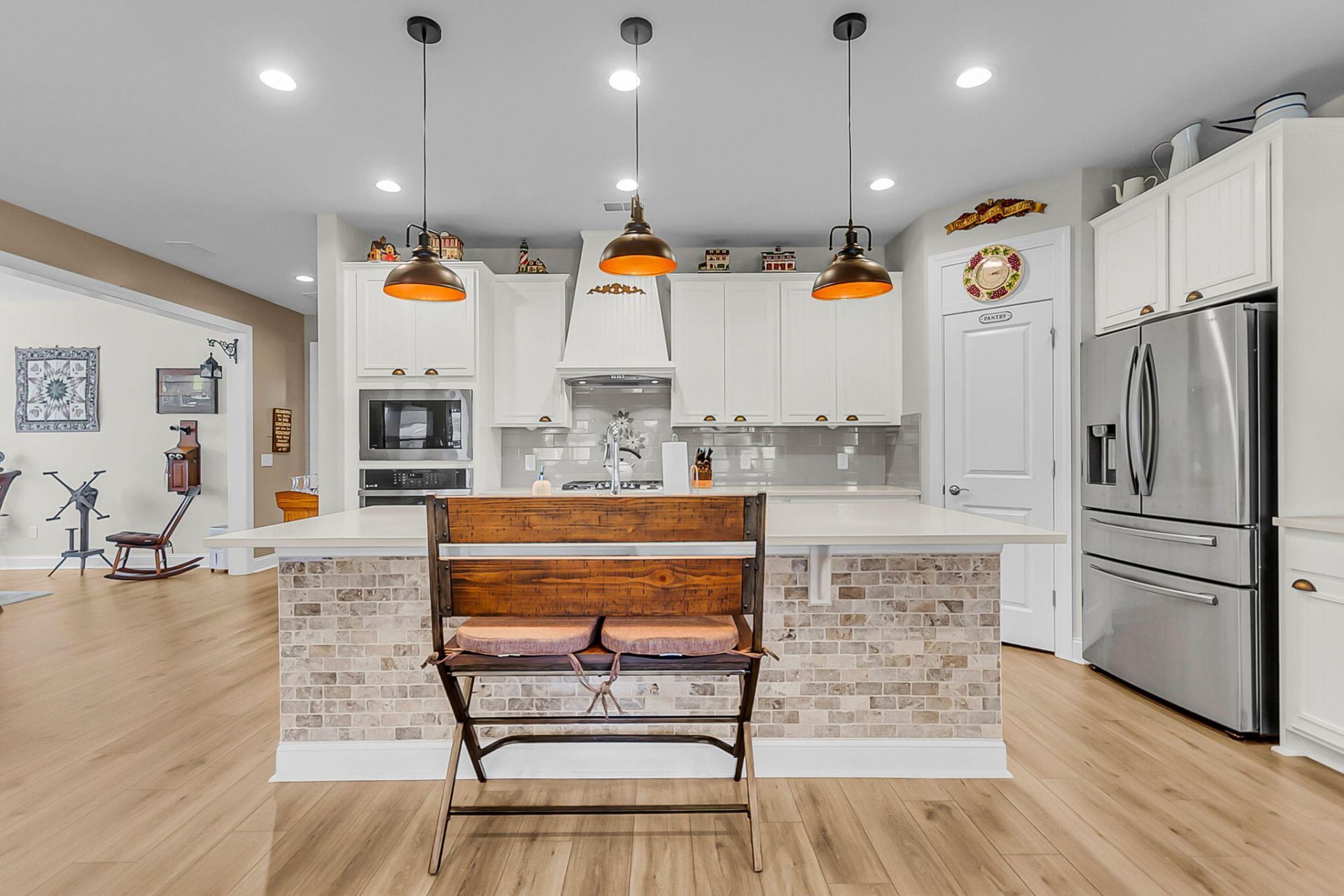201 River Martin Court Photo 13