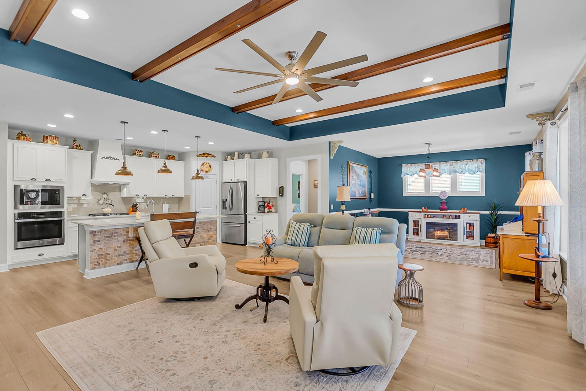 201 River Martin Court Photo 18