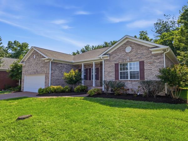 2320 Golden Oak Ct, Madison, TN 37115