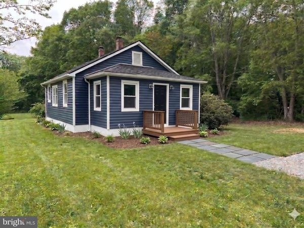 3824 LEE HILL SCHOOL DRIVE , FREDERICKSBURG, VA 22408