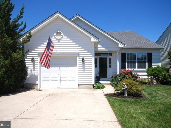 1 MAYFAIRE CIRCLE, WESTAMPTON, NJ 08060