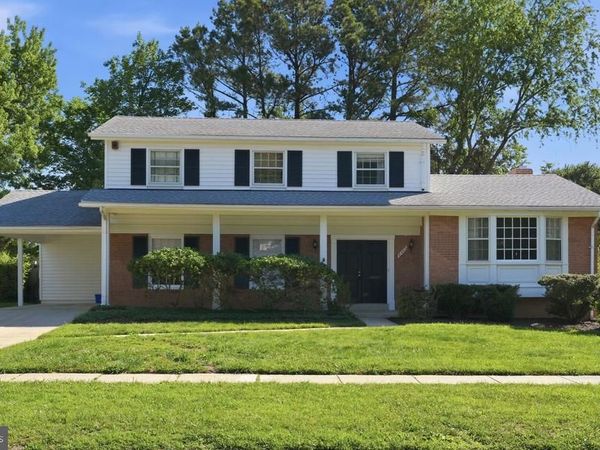 8409 VICTORY LANE, POTOMAC, MD 20854
