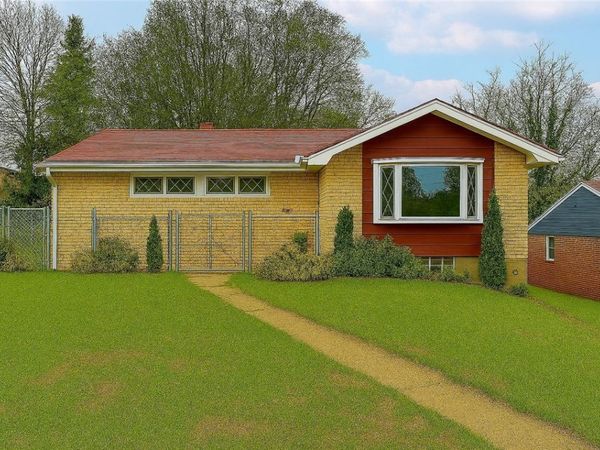 303 Kingston Drive , Pittsburgh, PA 15235