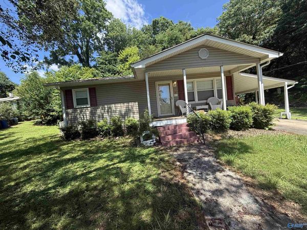 55 Bates Drive, Scottsboro, AL 35768