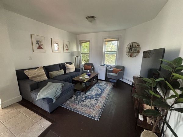 106 Pine Street, Unit 3, Cambridge, MA 02139