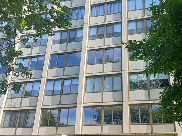 4850 S Lake Park Avenue, Unit 1605, Chicago, IL 60615