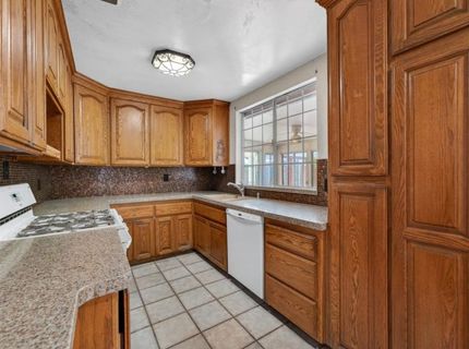 8570 Strong Ave, Orangevale, CA 95662 Photo