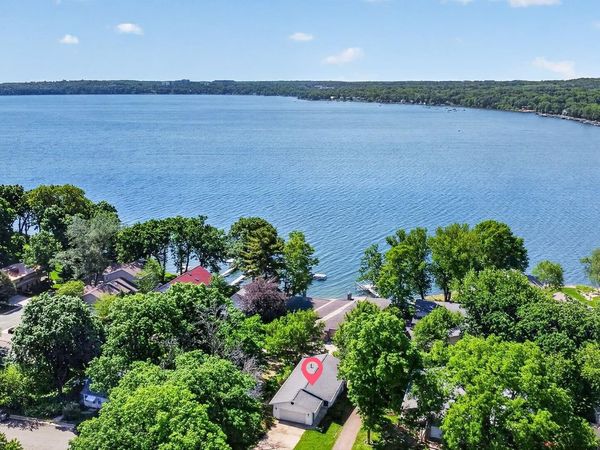 5813 Roosevelt Street, Middleton, WI 53562