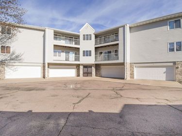 4601 S Oxbow Ave, Unit 205, Sioux Falls, SD 57106