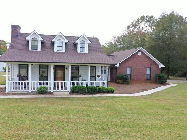 432 Lower Myrick, Laurel, MS 39443