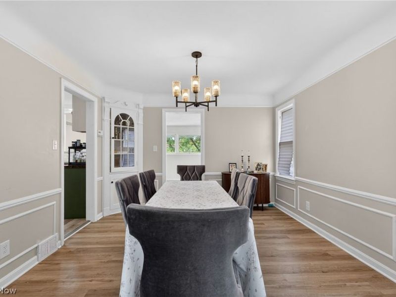 4409 Silsby Road , University Heights, OH 44118 Photo 5
