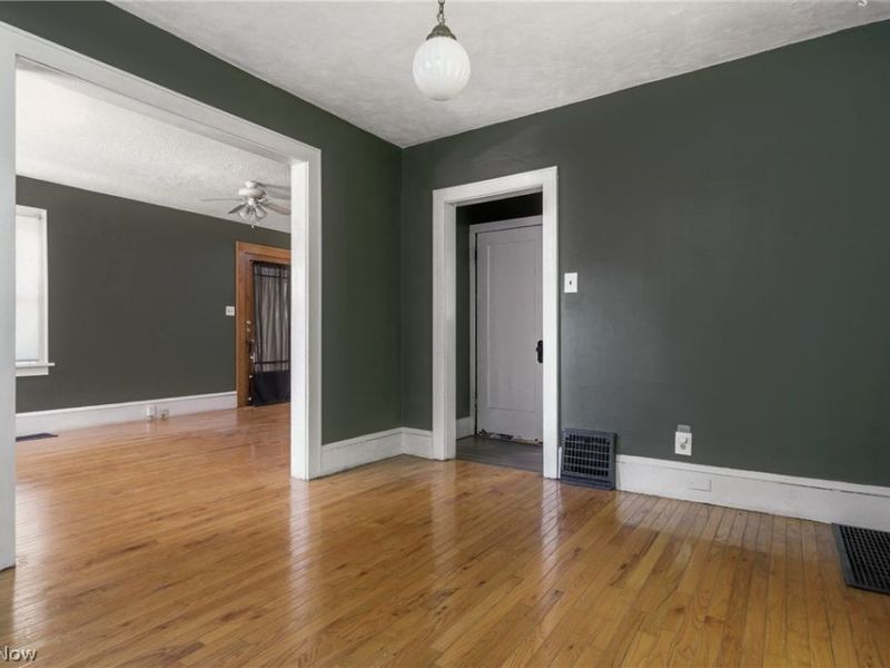 1413 13th Street NW, Canton, OH 44703 Photo 10