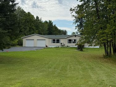 608 4th Street NW, Kelliher, MN 56650