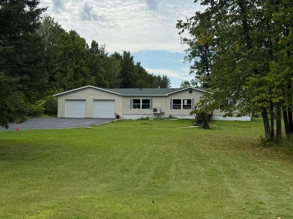 608 4th Street NW, Kelliher, MN 56650