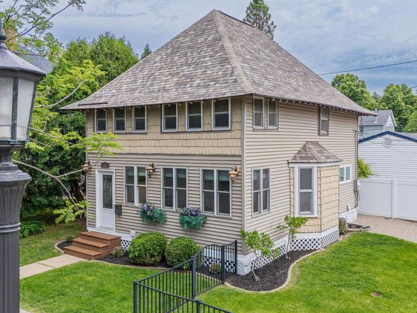 148 Wilder Street N, Saint Paul, MN 55104