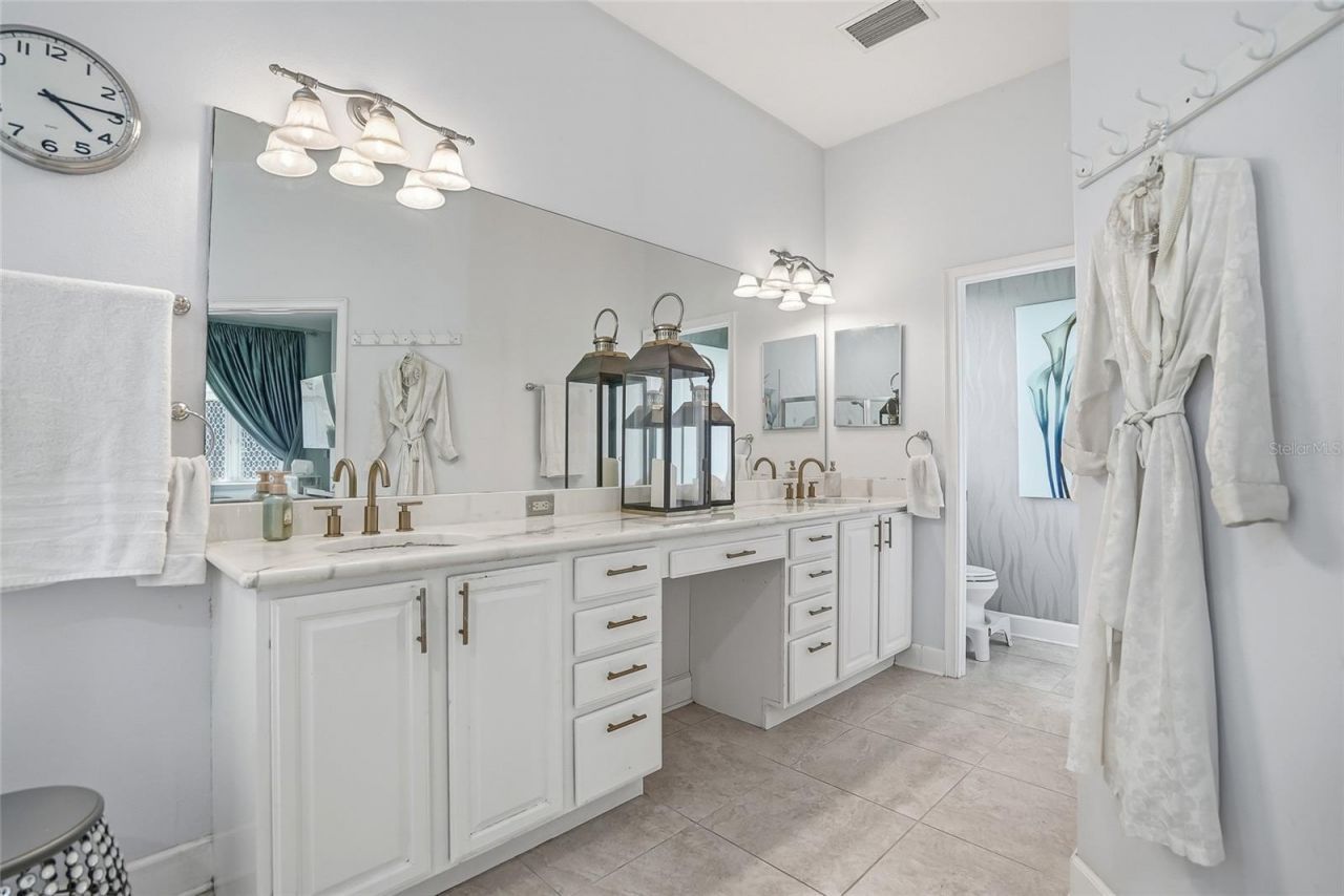 19930 Dolores Ann Court, Lutz, FL 33549 Photo