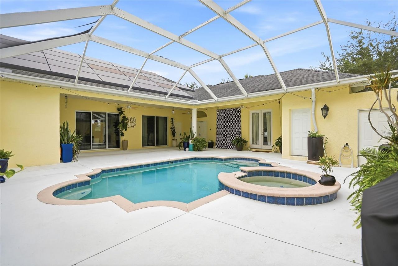 19930 Dolores Ann Court, Lutz, FL 33549 Photo