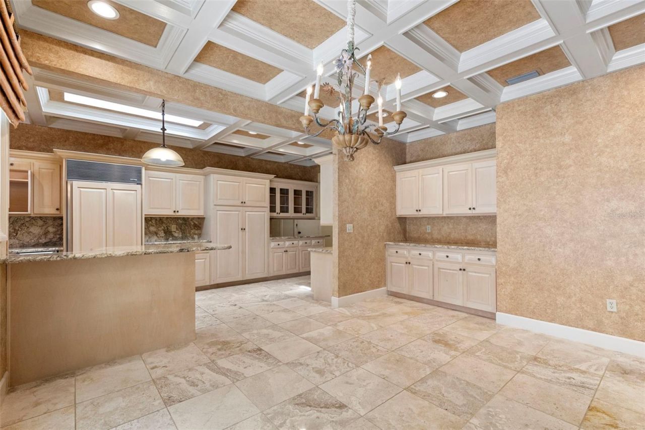 16310 Avila Boulevard, Tampa, FL 33613 Photo