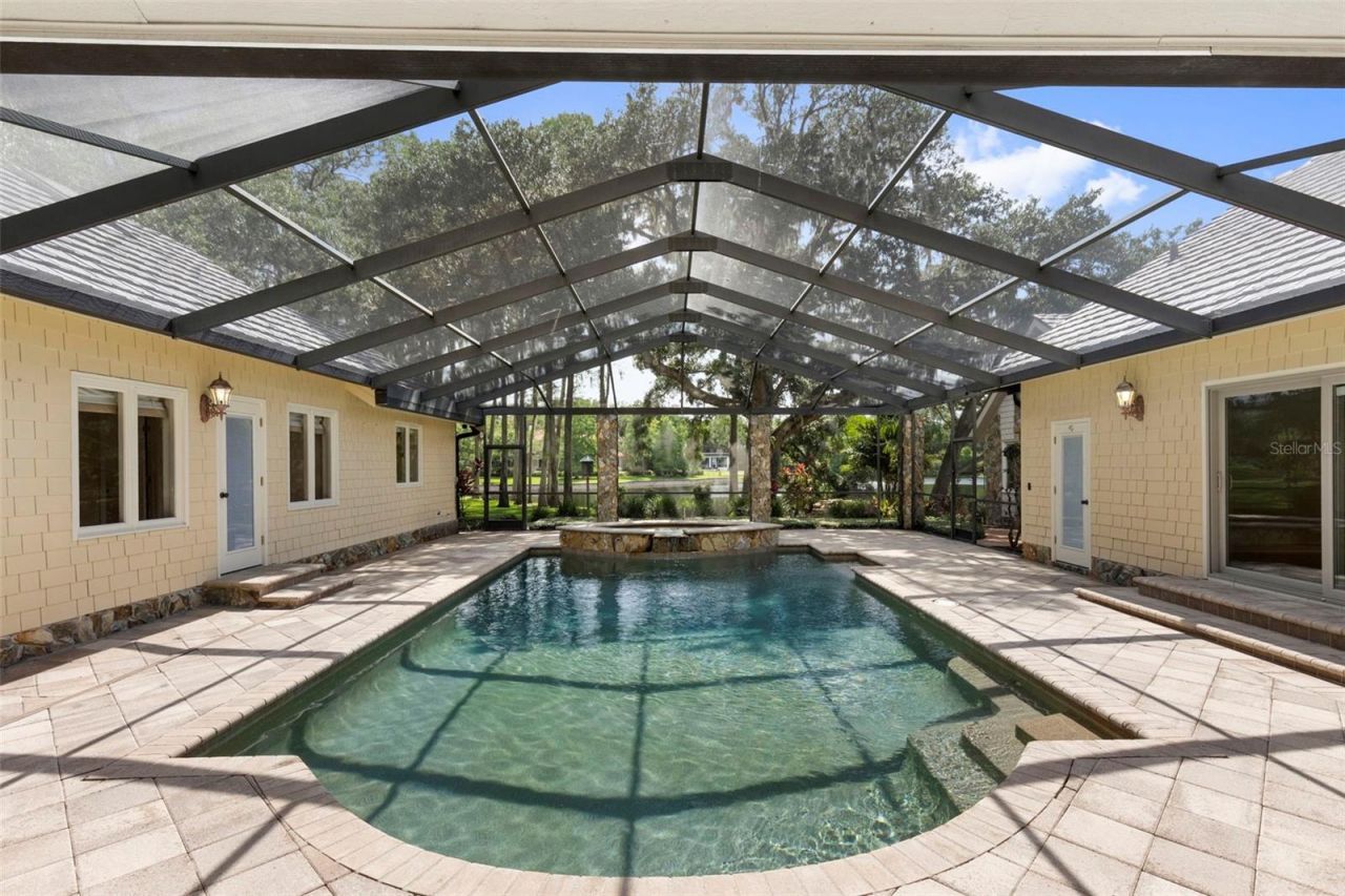 16310 Avila Boulevard, Tampa, FL 33613 Photo