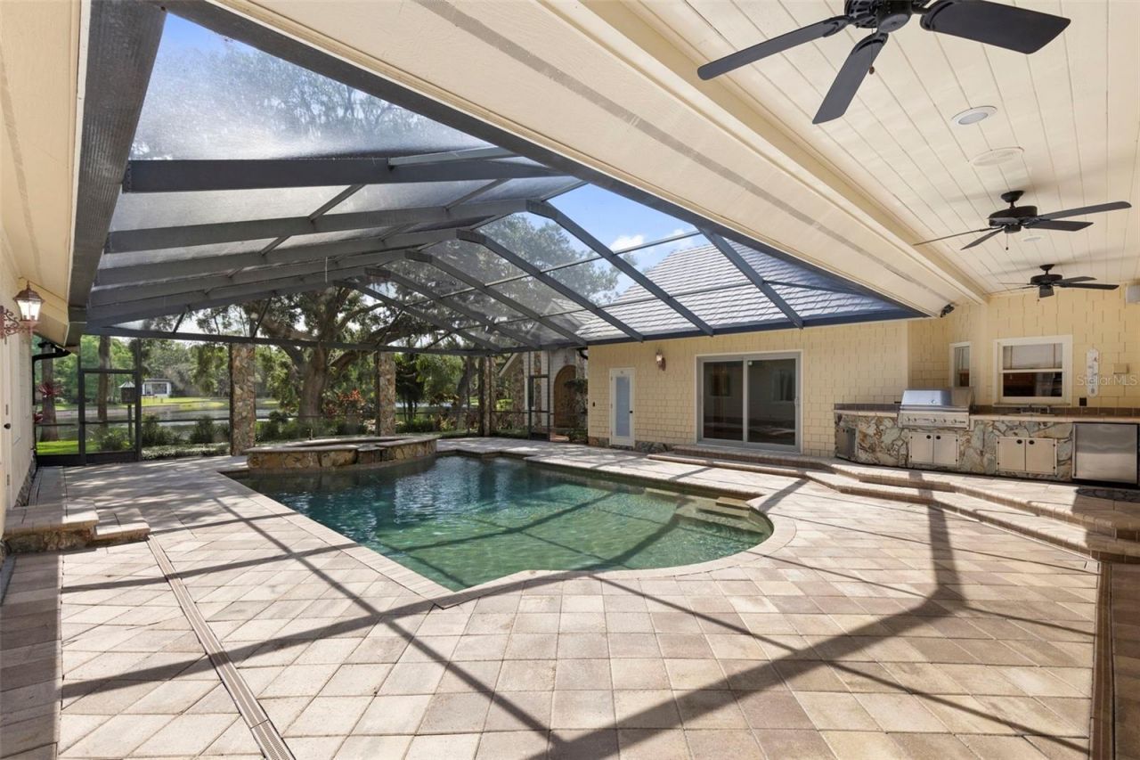 16310 Avila Boulevard, Tampa, FL 33613 Photo