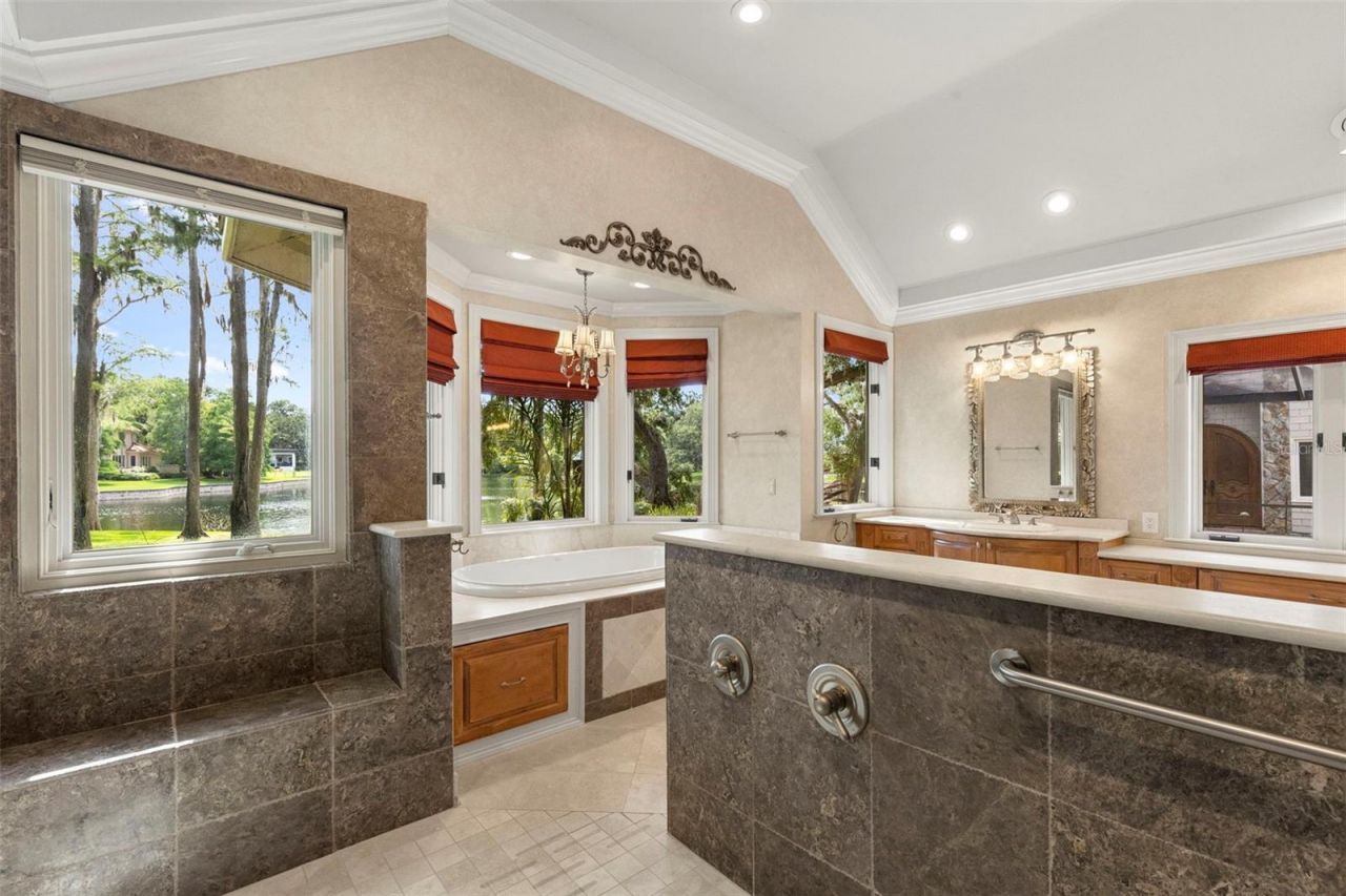 16310 Avila Boulevard, Tampa, FL 33613 Photo