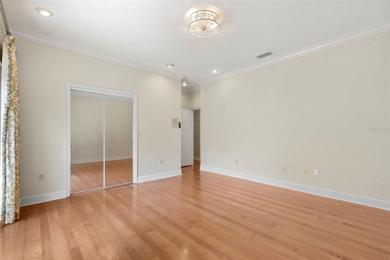 16310 Avila Boulevard, Tampa, FL 33613 Photo