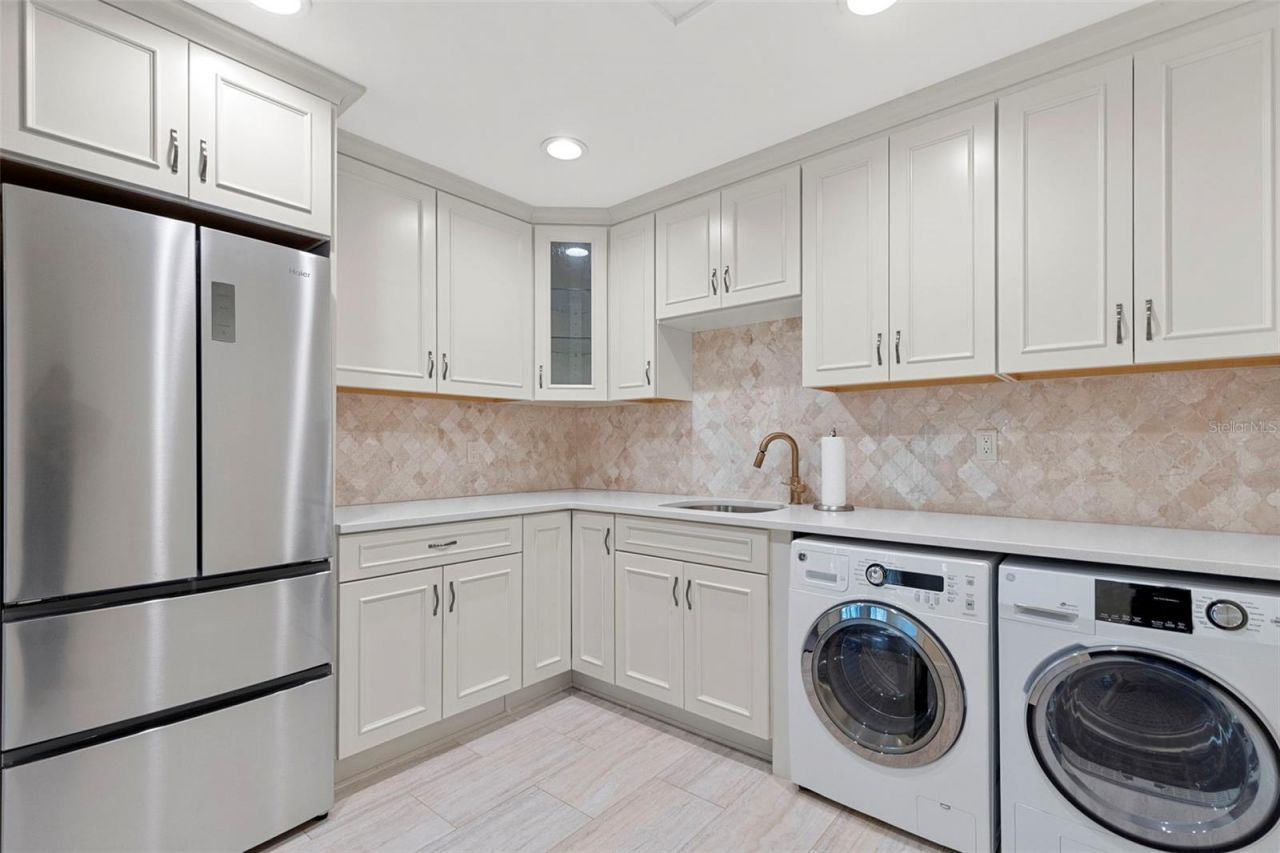 16310 Avila Boulevard, Tampa, FL 33613 Photo