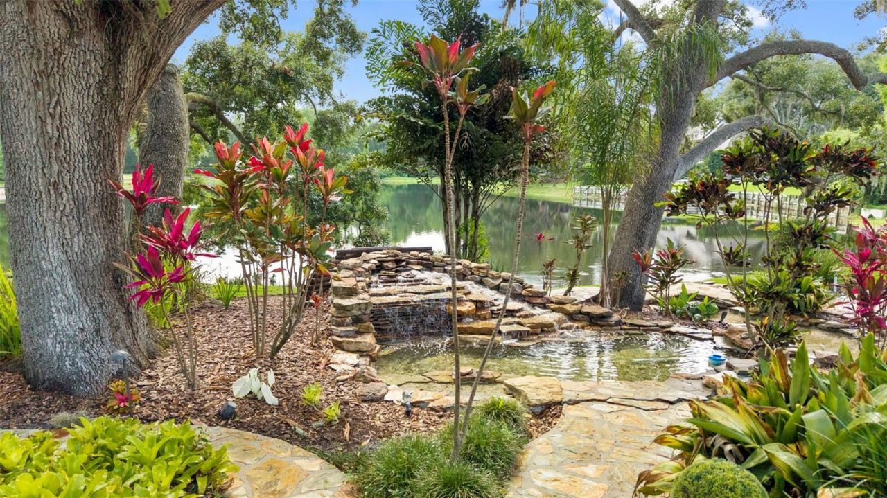 16310 Avila Boulevard, Tampa, FL 33613 Photo