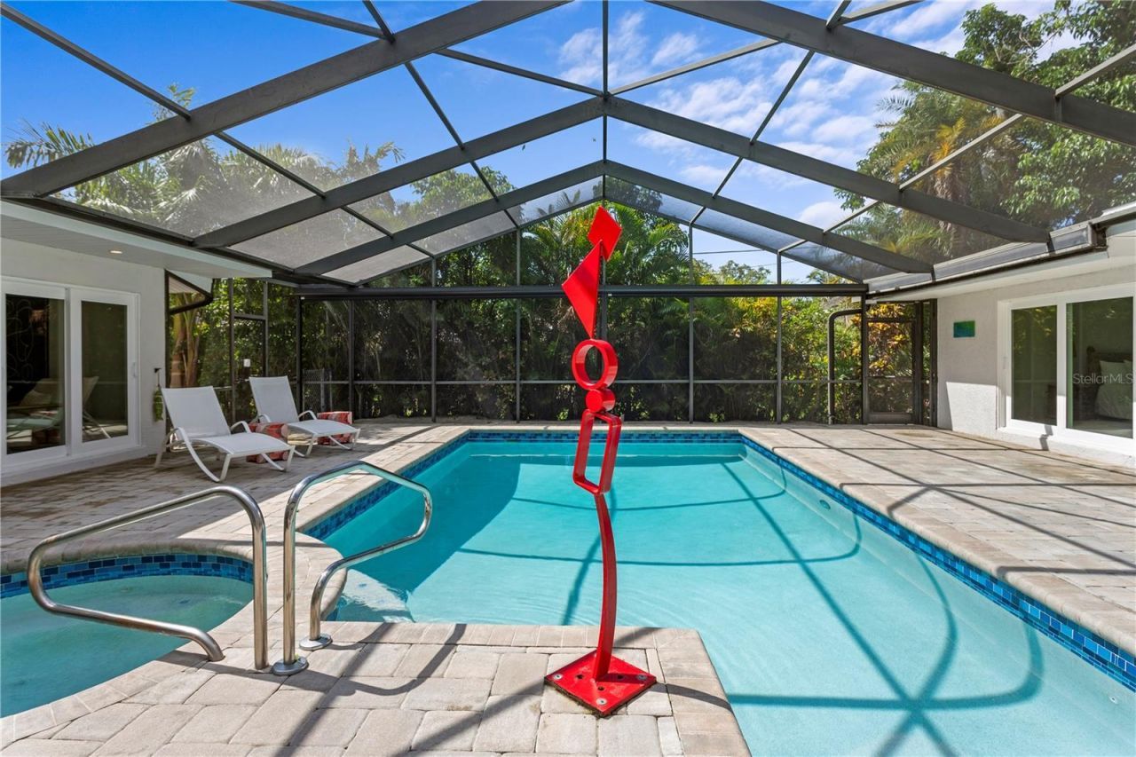 1428 Pine Bay Drive, Sarasota, FL 34231 Photo