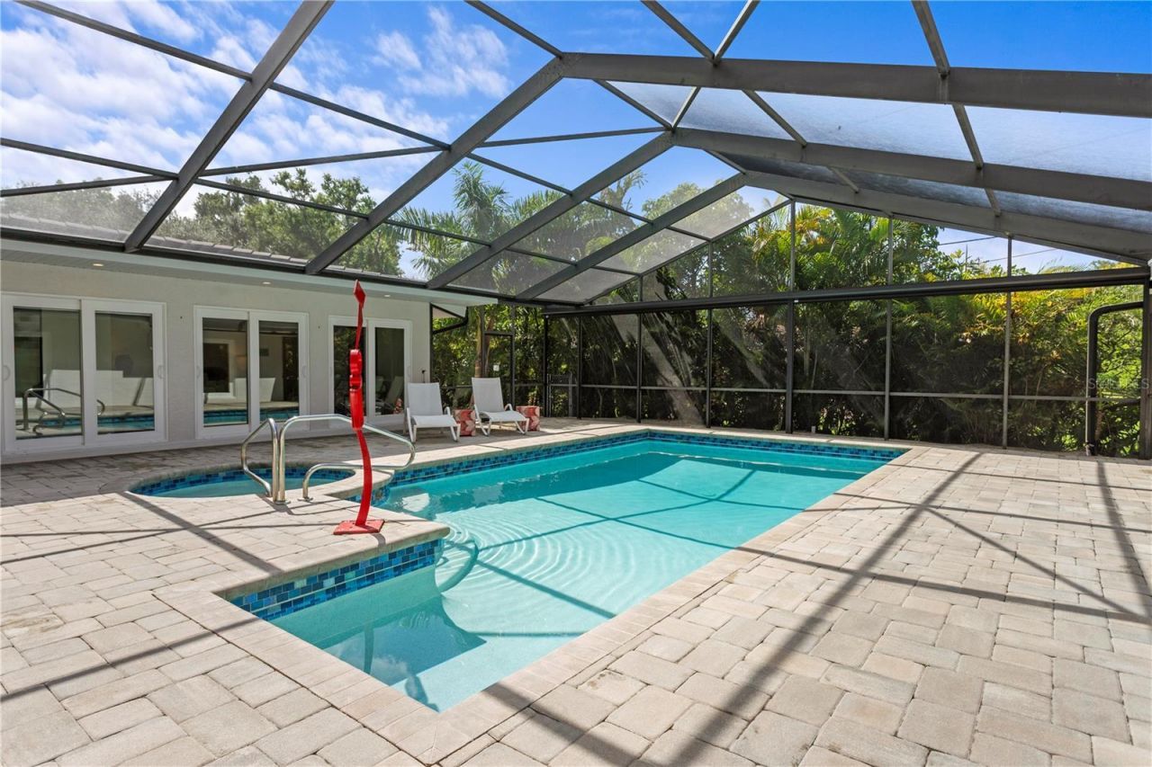 1428 Pine Bay Drive, Sarasota, FL 34231 Photo