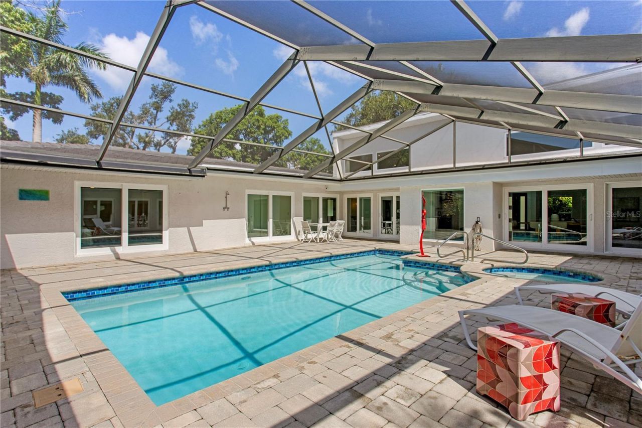 1428 Pine Bay Drive, Sarasota, FL 34231 Photo
