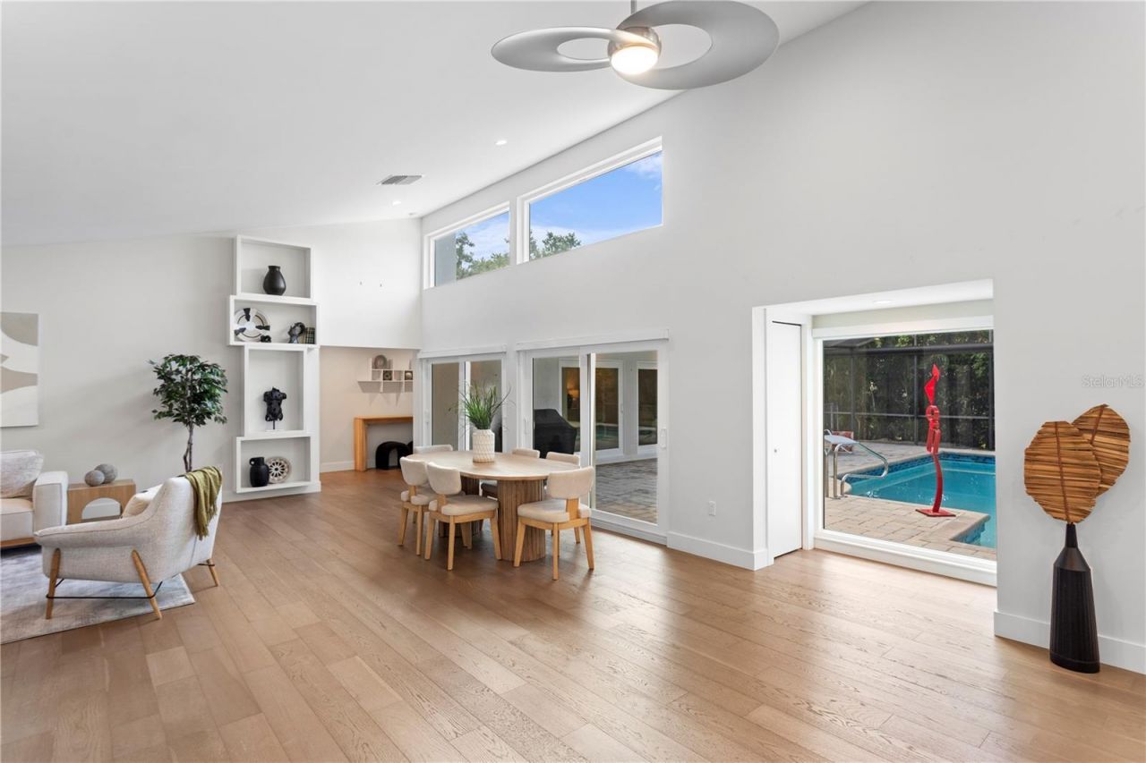 1428 Pine Bay Drive, Sarasota, FL 34231 Photo