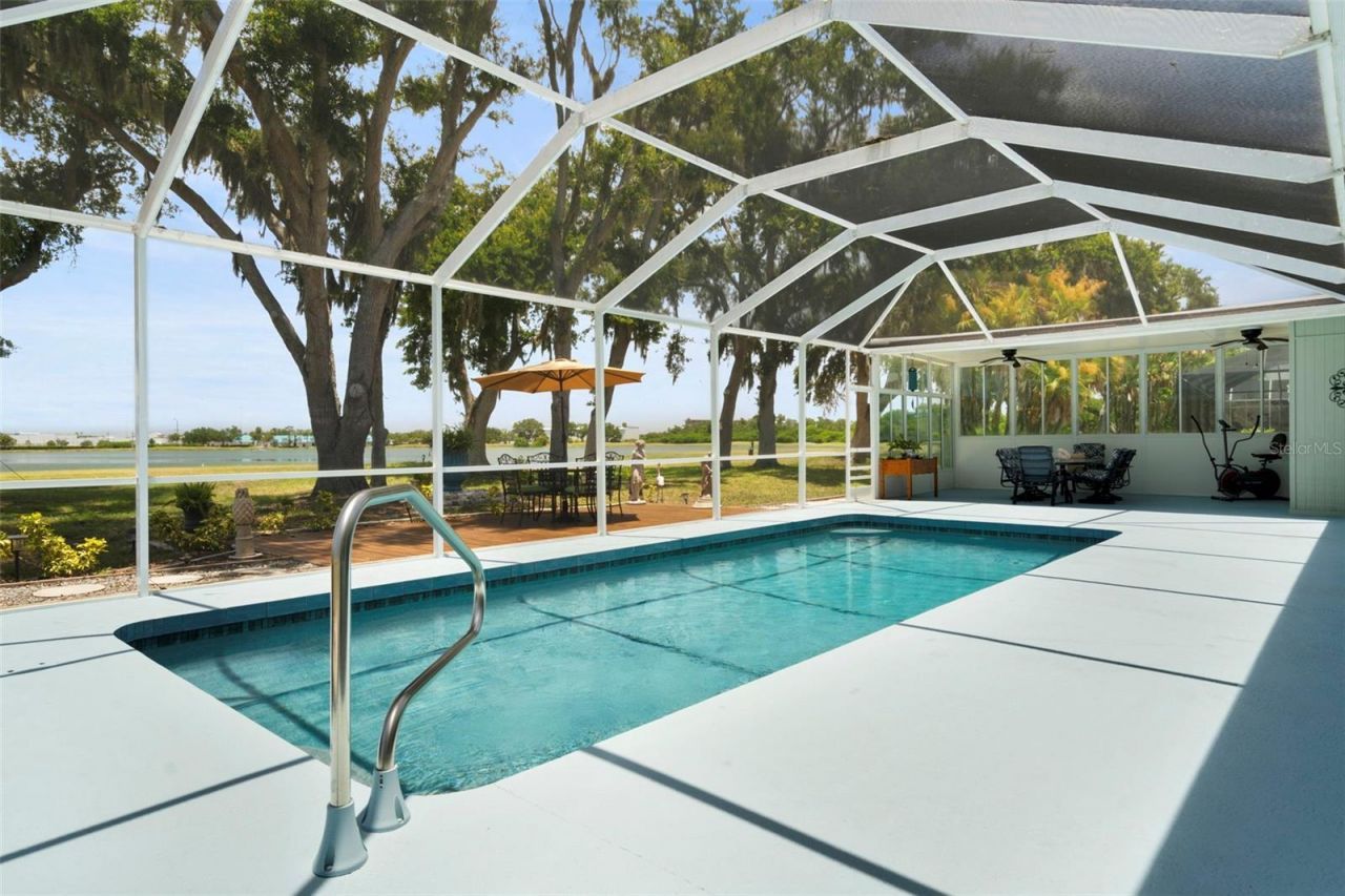 9001 69th Avenue E, Palmetto, FL 34221 Photo