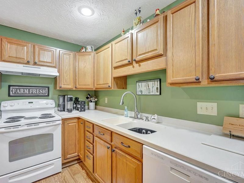 4921 N Arbor Woods Court, Unit 202, Green Township, OH 45248 Photo 11