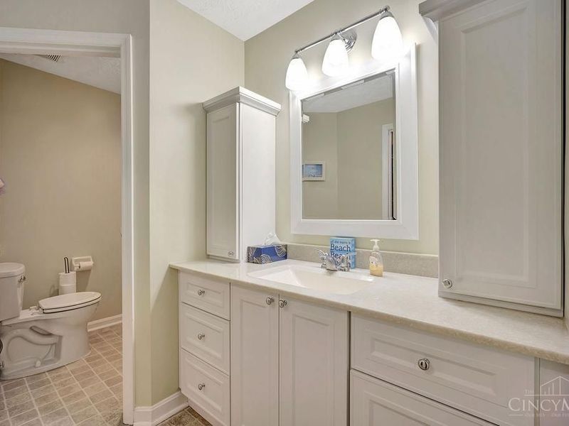 4921 N Arbor Woods Court, Unit 202, Green Township, OH 45248 Photo 25