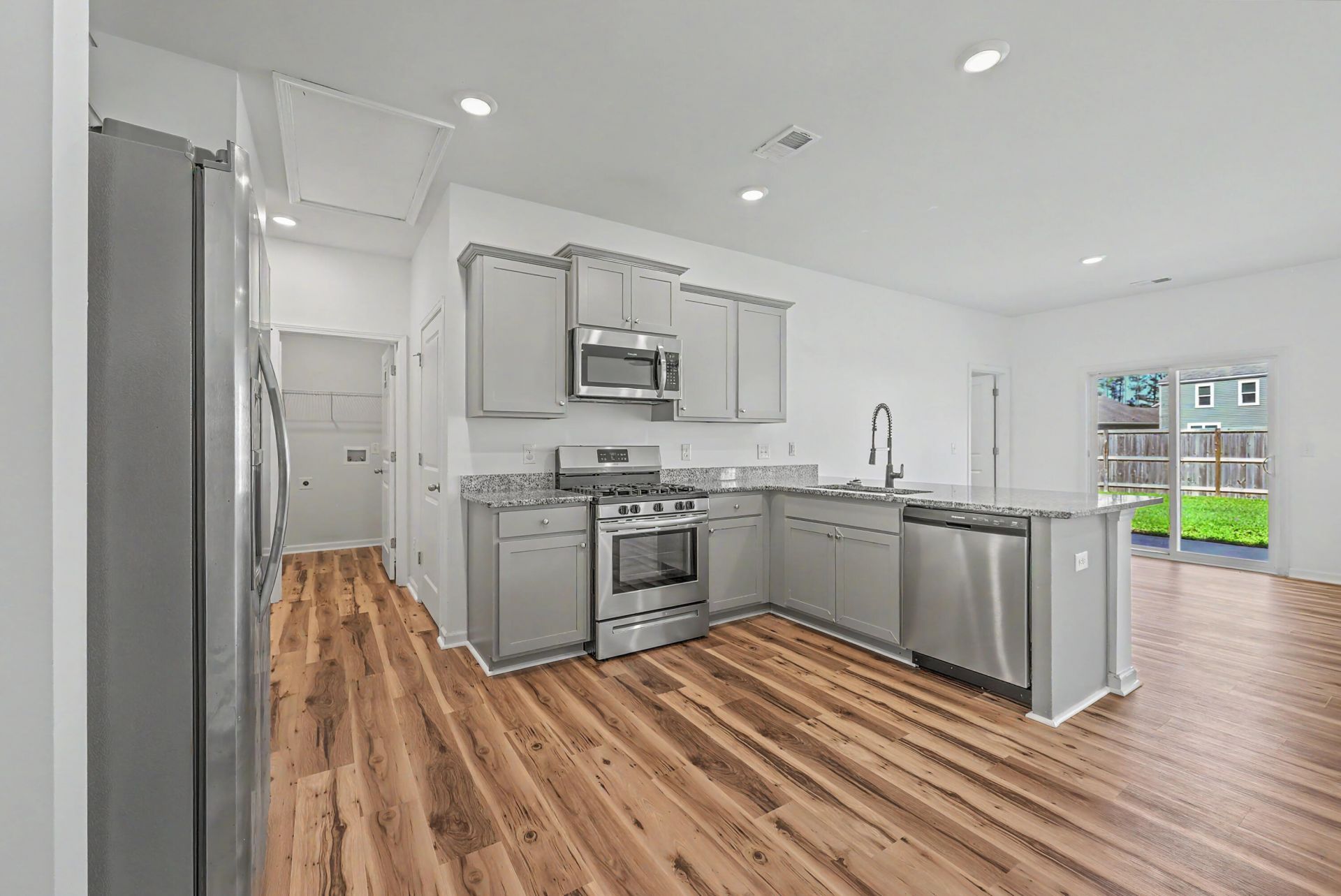 107 Sarcoxie Road Photo 5