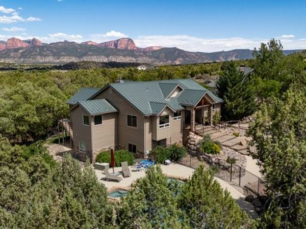 1061 S 500 E, New Harmony, UT 84757