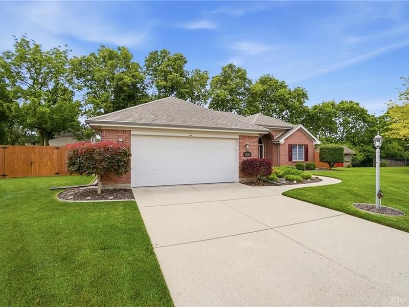 9638 Colchester Court, Clearcreek Township, OH 45458 Photo 4
