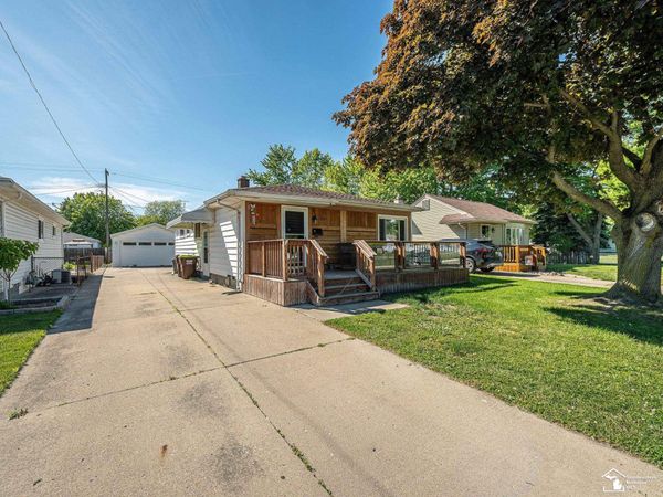 1263 Maple Boulevard, Monroe, MI 48162
