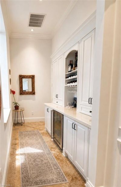 2056 Mission Dr, Naples, FL 34109 Photo