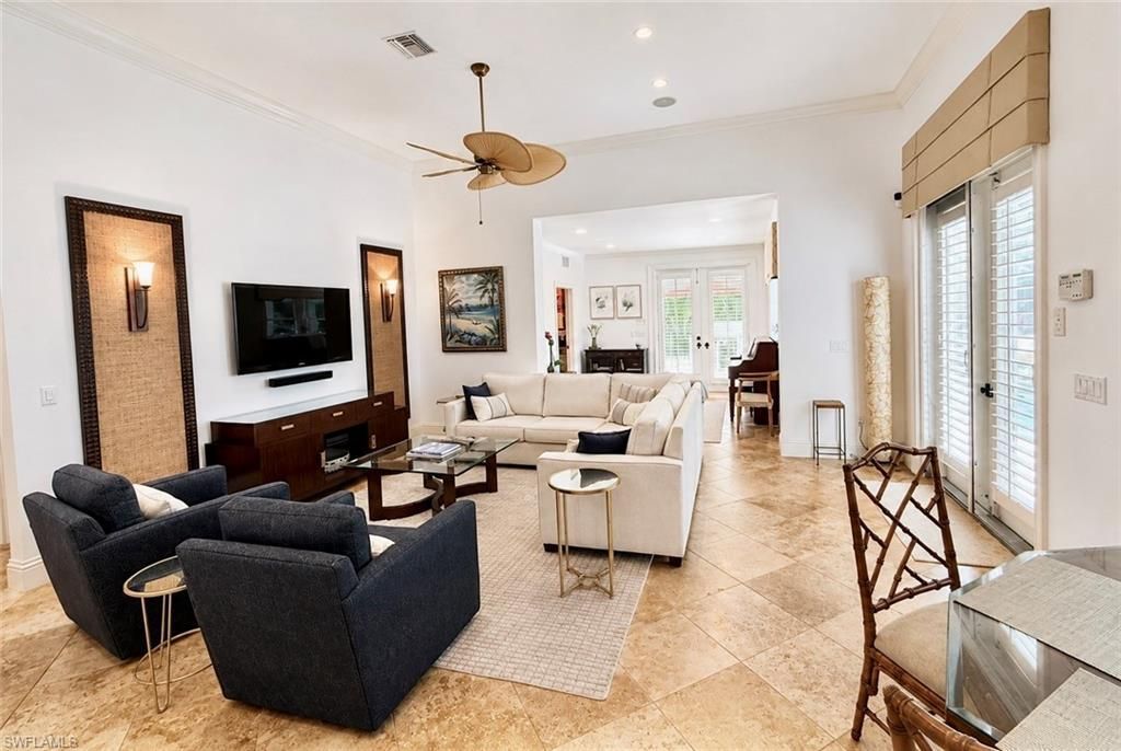 2056 Mission Dr, Naples, FL 34109 Photo