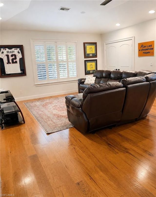 2056 Mission Dr, Naples, FL 34109 Photo