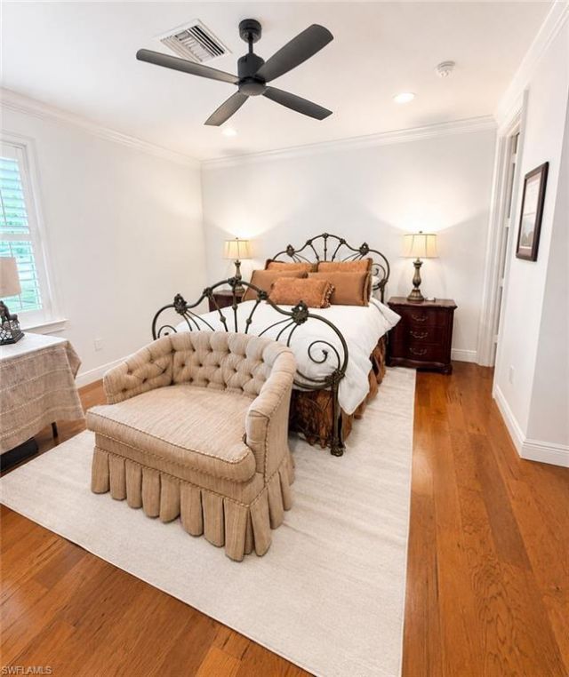 2056 Mission Dr, Naples, FL 34109 Photo