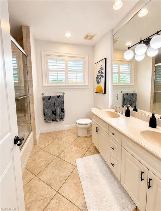 2056 Mission Dr, Naples, FL 34109 Photo