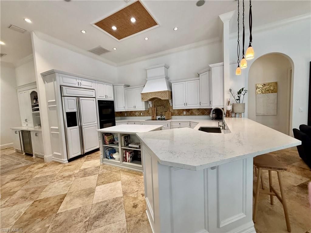 2056 Mission Dr, Naples, FL 34109 Photo