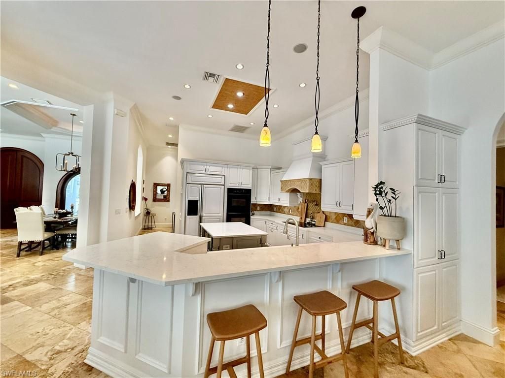 2056 Mission Dr, Naples, FL 34109 Photo