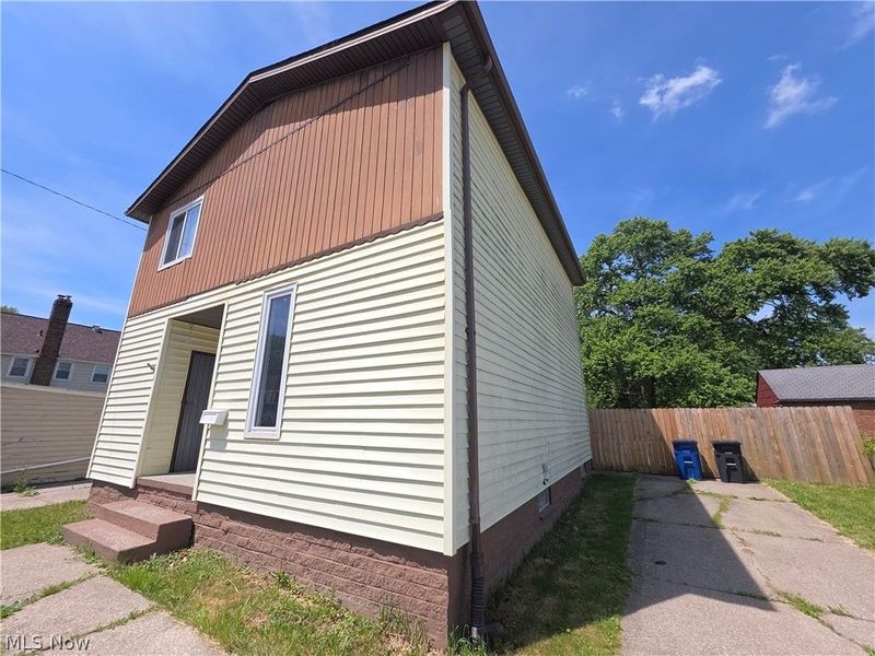 4696 W 125th Street, Cleveland, OH 44135 Photo 2